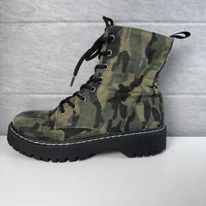 Sincerely Jules Camo Combat Boots Lace Up Side Zip Chunky Lug 7.5‎